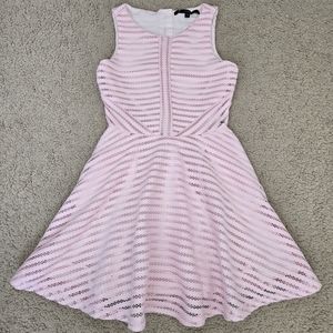 GUESS DRESS IN PINK SIZE S